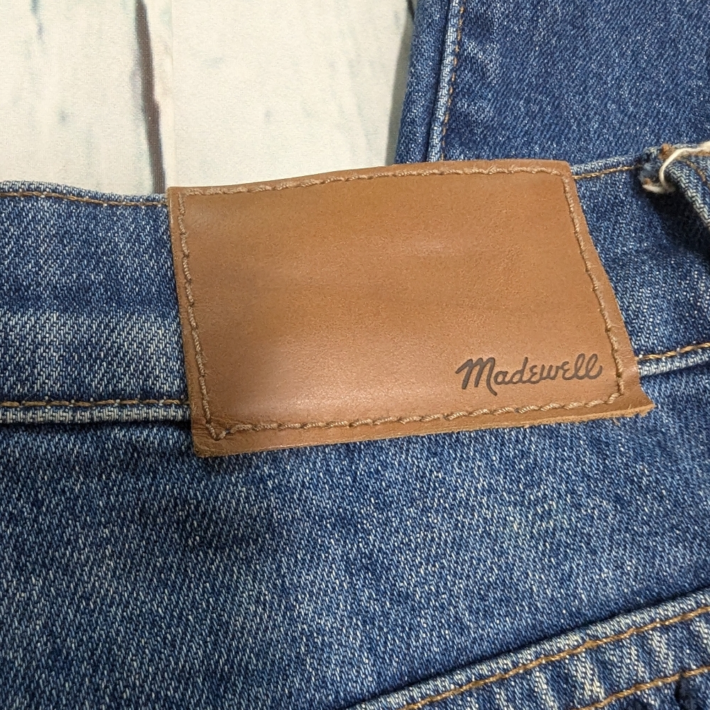 Madewell The High-Rise Slim Boy Jean with floral embroidery. - Picture 6 of 8